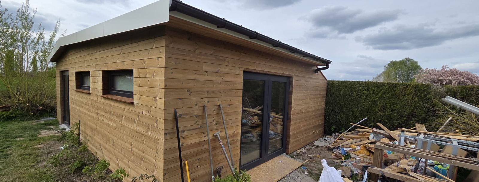 Annexe : bardage bois terminé